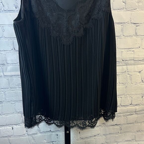 White House Black Market Black Lace Tank Top - Picture 4 of 8